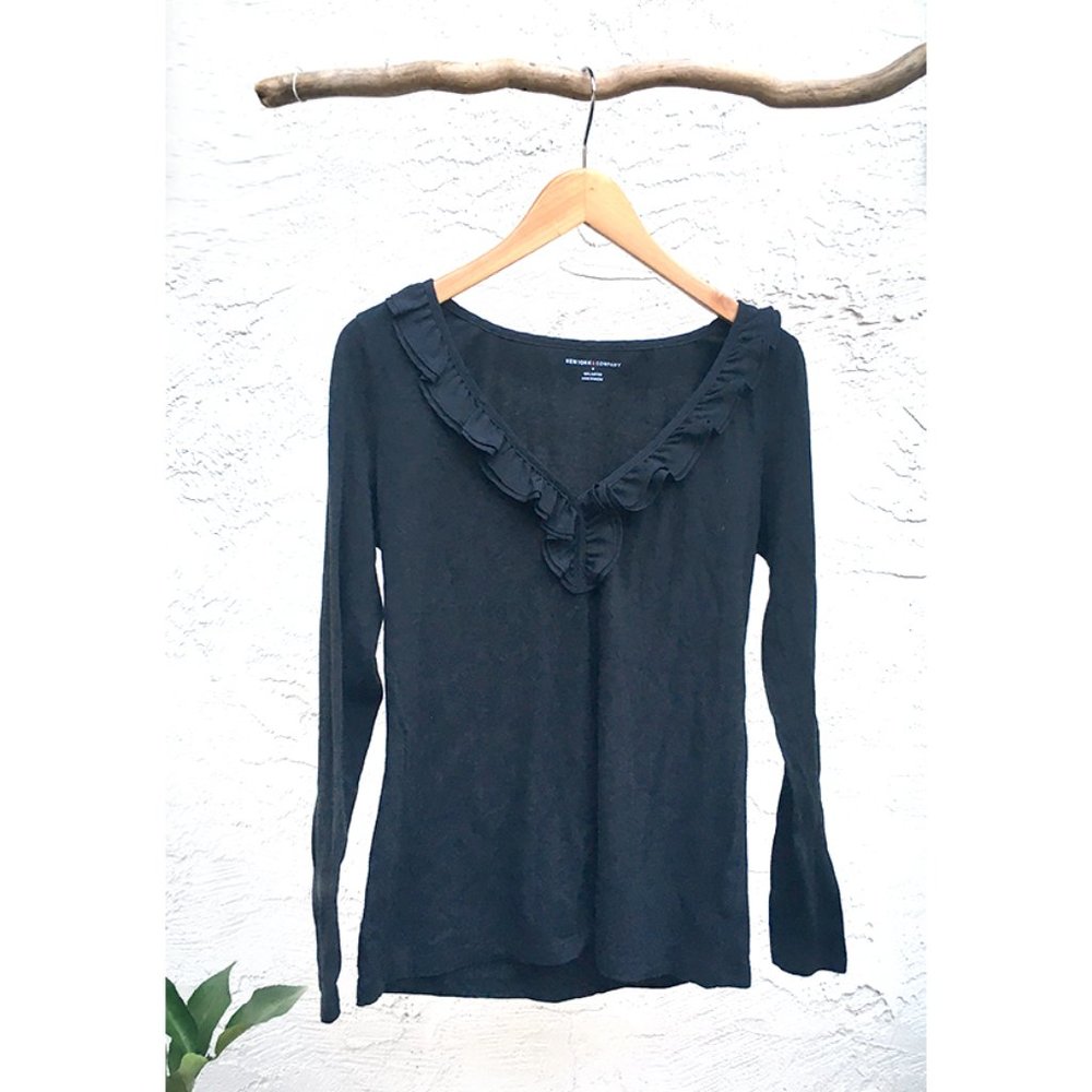 NY&Co V-Neck Long Sleeve Tee w Ruffle Trim (M)